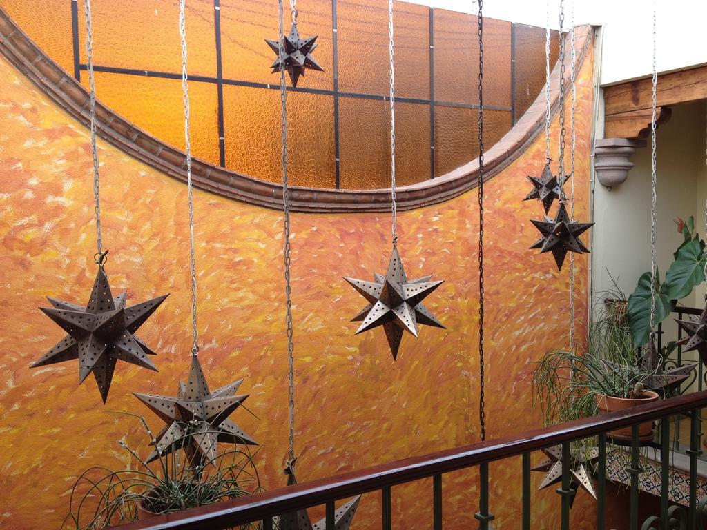 Hostal Casa Castillo Morelia Exterior foto