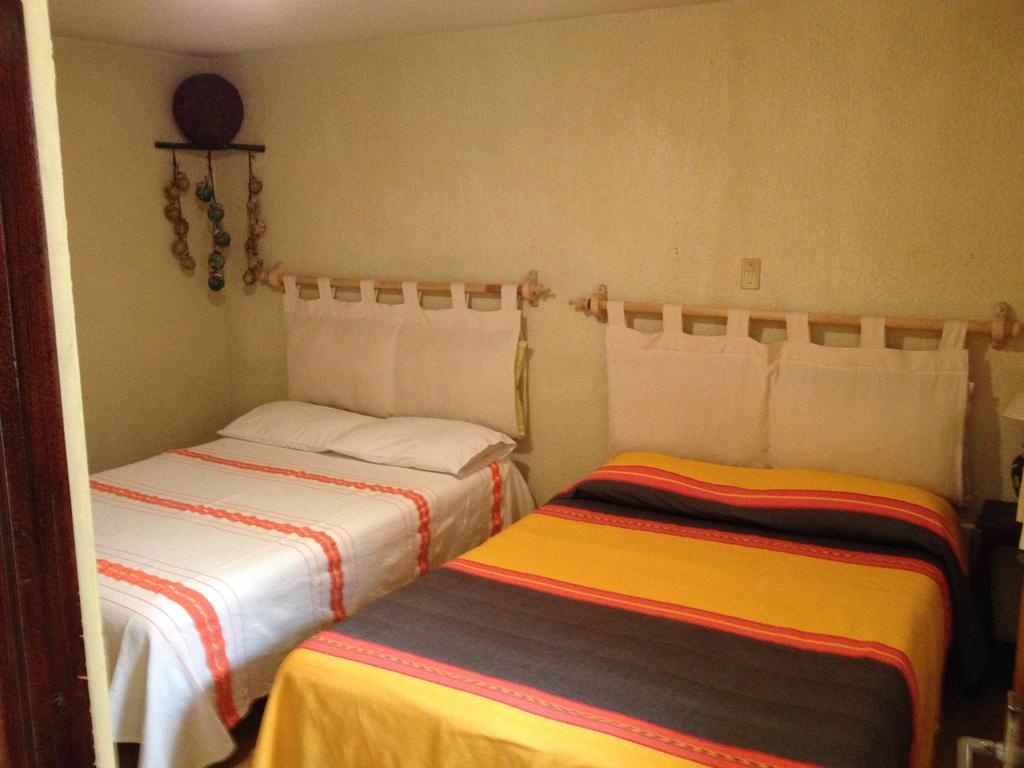 Hostal Casa Castillo Morelia Quarto foto