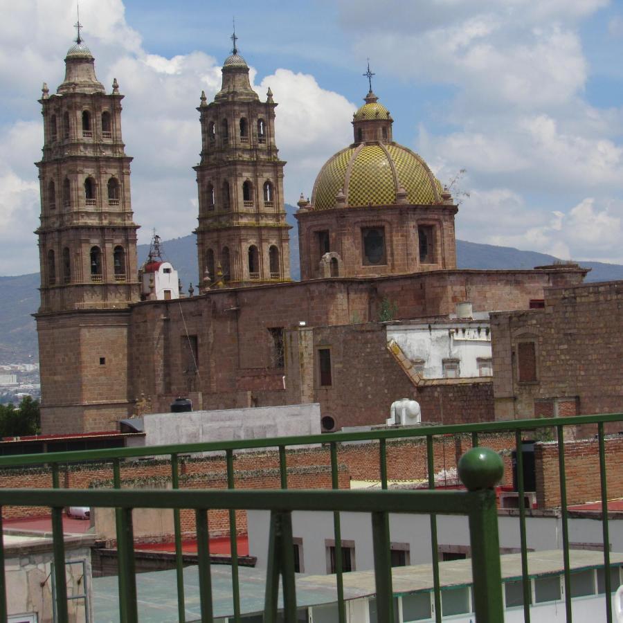 Hostal Casa Castillo Morelia Exterior foto