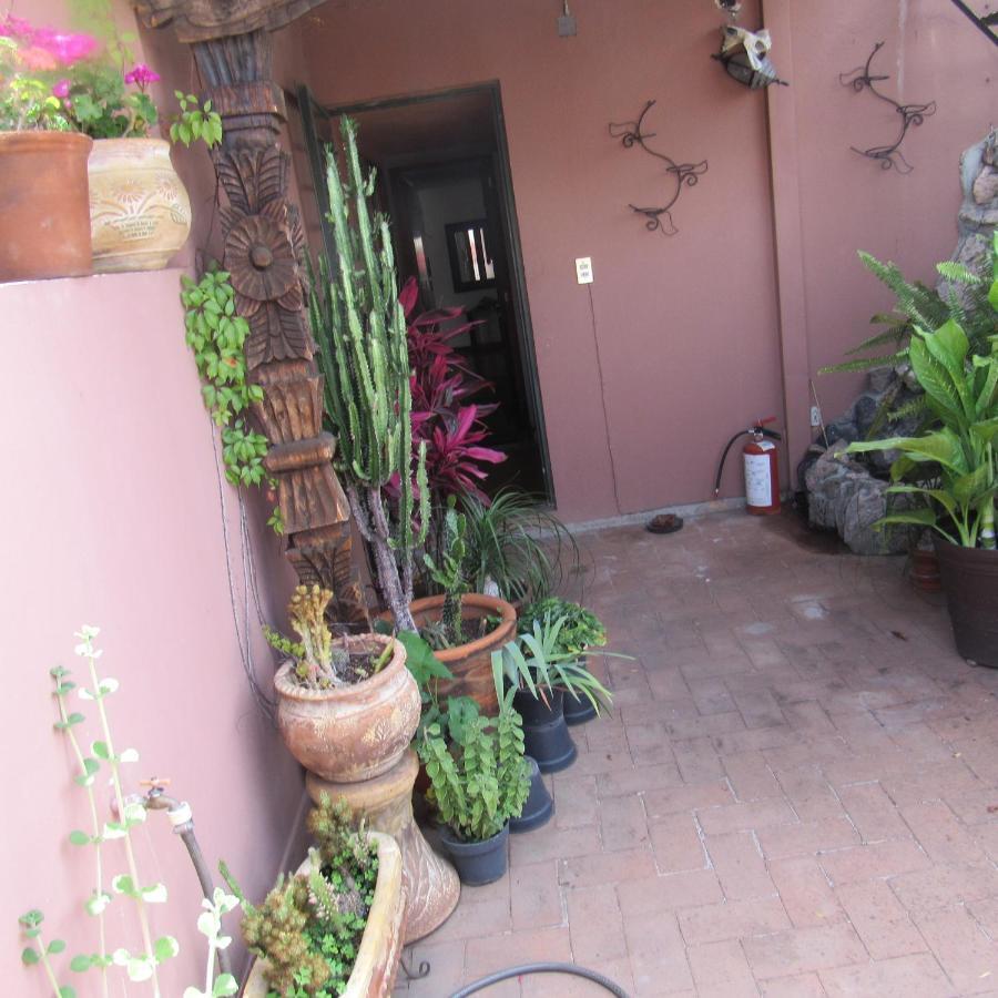 Hostal Casa Castillo Morelia Exterior foto